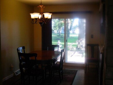 812 Sunny Acres Dr, Princeton, IL 61356 - photo 5