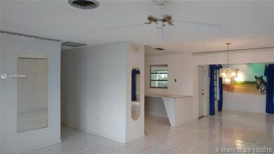 OPEN CONCEPT FLOOR PLAN