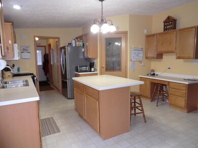 150 N 800 E, Knox, IN 46534 - photo 6