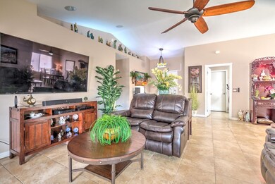 1250 E Scott Ave-14