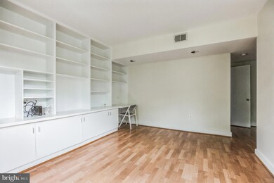 1840 California St NW unit 9A, Washington, DC 20009 - photo 2