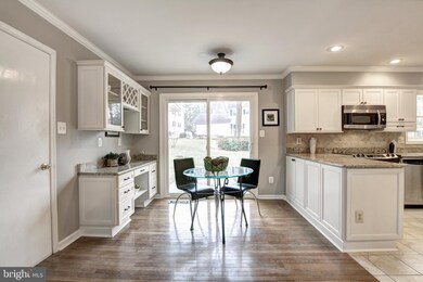 10061 Marshall Pond Rd, Burke, VA 22015 - photo 5