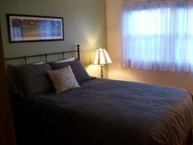 8 Austin Ct unit D, Saugus, MA 01906 - photo 6