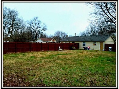 Exterior Back. yard for 109