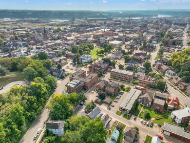 201 W 17th St, Dubuque, IA 52001 - photo 6