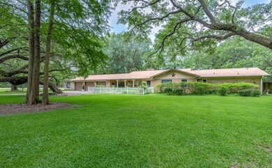 13705 Bryan Ave, Alvin, TX 77511 - photo 2