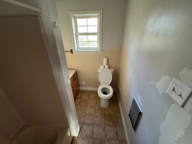 105 E North St, Carlisle, KY 40311 - photo 7