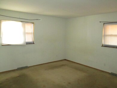 1209 Westphal Ave, Columbus, OH 43227 - photo 7