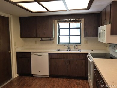 KITCHEN VIEW 2