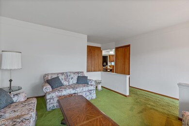 26032 Falmouth Dr, Warren, MI 48089 - photo 5