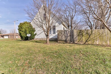 1317 Illinois 130, Villa Grove, IL 61956 - photo 6
