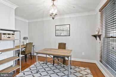 832 Snowden Hallowell Way, Alexandria, VA 22314 - photo 3