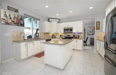 23272 Alta Oaks Dr, Wildomar, CA 92595 - photo 7