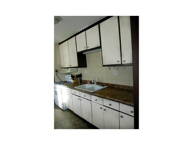 Kitchen. plenty of cabinet space for the cook