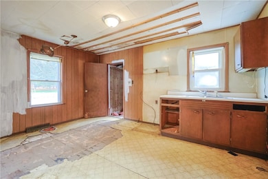 5 Lees Ln, Chepachet, RI 02814 - photo 7