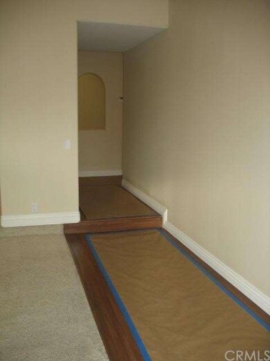 24584 Westhaven Court Murrieta CA 92562 - Entry