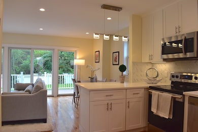 86 Wren Terrace unit B, Quincy, MA 02169 - photo 2