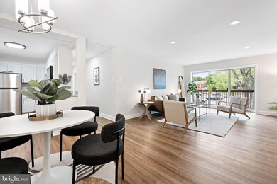 7420 Lakeview Dr unit 209W, Bethesda, MD 20817 - photo 2