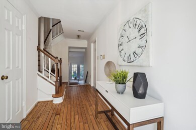 5934 Munson Ct, Falls Church, VA 22041 - photo 3