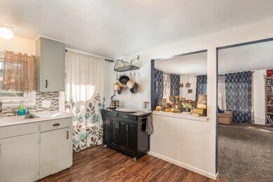 311 E Maple St, Wayland, MI 49348 - photo 6