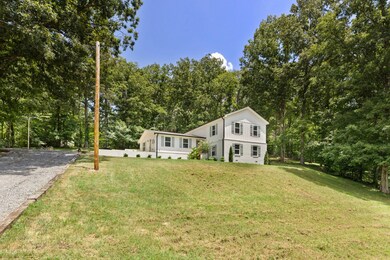 1829 E Haleys Creek Rd, Centerville, TN 37033 - photo 4