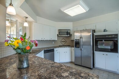 kitchen1
