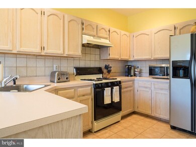 40 Tasley Ct, Trenton, NJ 08691 - photo 3