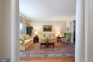 11510 Pebblecreek Dr, Lutherville Timonium, MD 21093 - photo 4