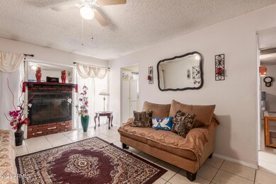 8051 W Weldon Ave, Phoenix, AZ 85033 - photo 7