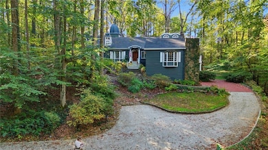 2977 Glover Dr, Cumming, GA 30040 - photo 2