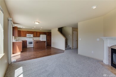 1401 Riddell Ave NE, Orting, WA 98360 - photo 2