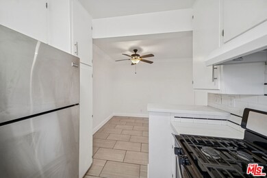 1215 N Hayworth Ave unit 104, West Hollywood, CA 90046 - photo 6