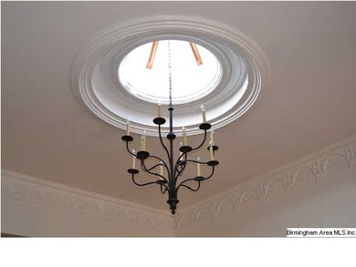 You must see the skylight in person.