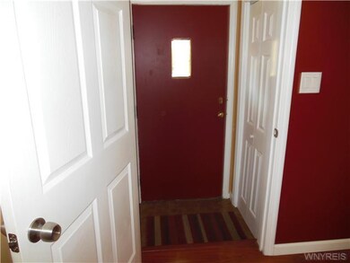 Foyer vestibule
