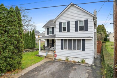 54 Mitchell St, Pittston, PA 18640 - photo 2