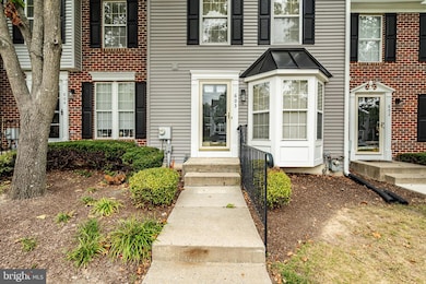 603 Coach Hill Ct unit B, West Chester, PA 19380 - photo 2