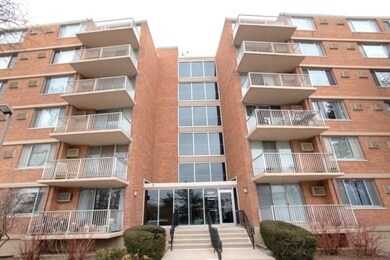 2201 S Highland Ave unit 3G, Lombard, IL 60148 - photo 5