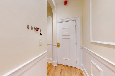 373 Commonwealth Ave unit 404, Boston, MA 02115 - photo 6