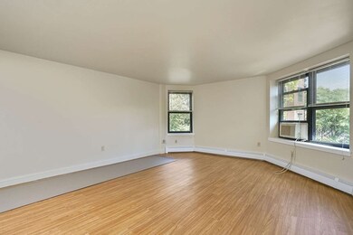 30 Rutland St unit 8, Boston, MA 02118 - photo 7