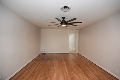 1414 Fairview Dr, Alvin, TX 77511 - photo 7