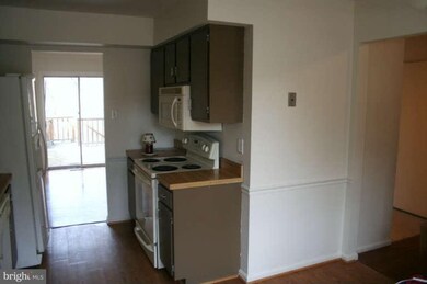 17526 Gallagher Way, Olney, MD 20832 - photo 7