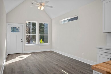 6721 Utah St unit a, Houston, TX 77091 - photo 4