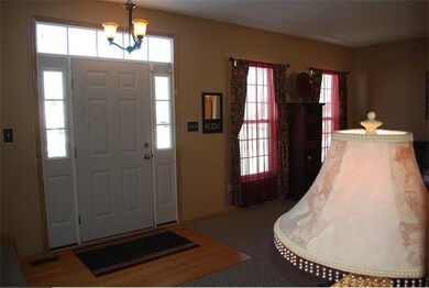 44 Crestpoint Dr, New Castle, DE 19720 - photo 2