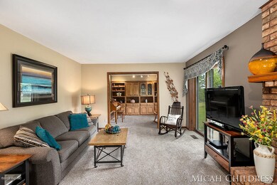 3580 8th Ave, Hudsonville, MI 49426 - photo 5