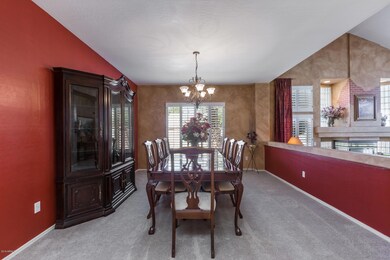 7) FORMAL DINING