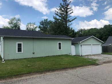 303 E 9th St, La Porte, IN 46350 - photo 3