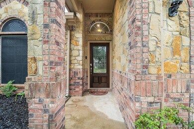 1015 Luke Dr, Alvin, TX 77511 - photo 4