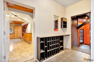 165 Alpina Way, Anchorage, AK 99587 - photo 7