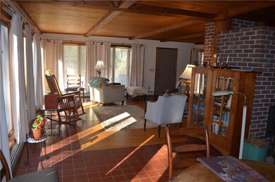 242 Tuckertown Rd, Wakefield, RI 02879 - photo 6