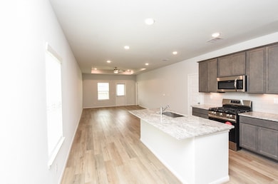 8319 Bristlecone Pine Way, Magnolia, TX 77354 - photo 3